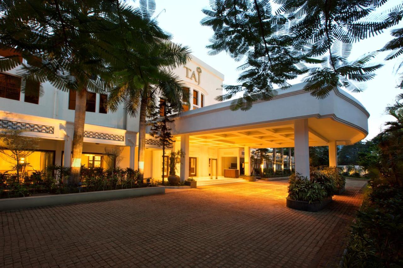 Готель Taj Connemara, Ченнаї Екстер'єр фото